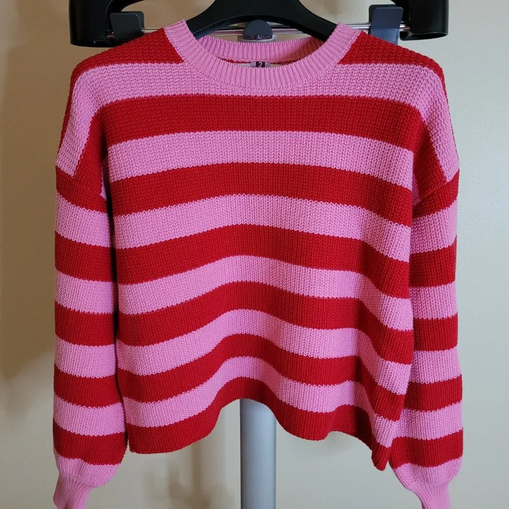 Beach Riot Ava Candy Cane Striped Sweater - How Fun! - Picture 3 of 12